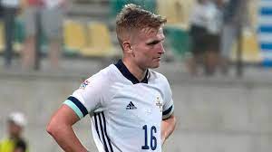 พูดถึงฉันมากขึ้น