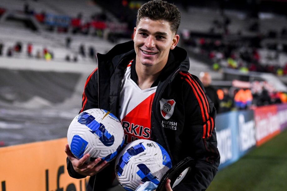 ดาวเงียบ ของแมนฯซิตี้ เชื่อมโยงกับแมนเชสเตอร์ยูไนเต็ด ดาวเงียบ