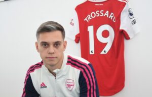 เขาต้องเสริมทีม เขาต้องเสริมทีม