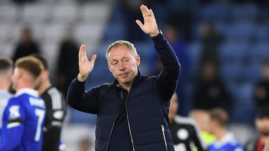 การเตรียมทีม น็อตติ้งแฮมฟอเรสต์ตอบโต้อย่างน่าสนใจ การเตรียมทีม